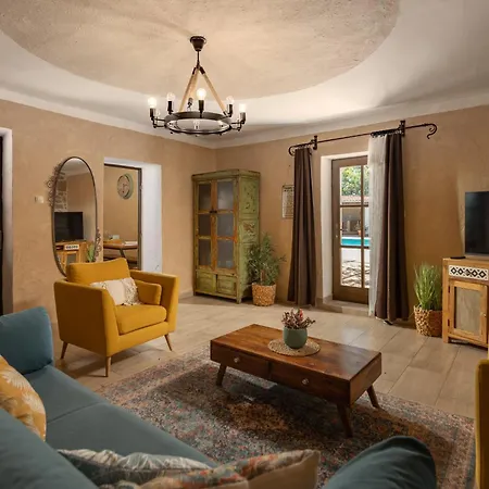 Villa Dalmatia | Luxury Stone Villa With Pool & Tennis Biograd na Moru