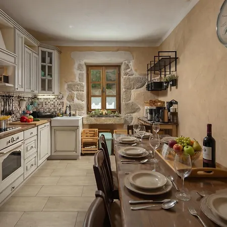 Dalmatia | Luxury Stone With Pool & Tennis
