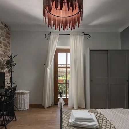 Villa Dalmatia | Luxury Stone Villa With Pool & Tennis Villa *