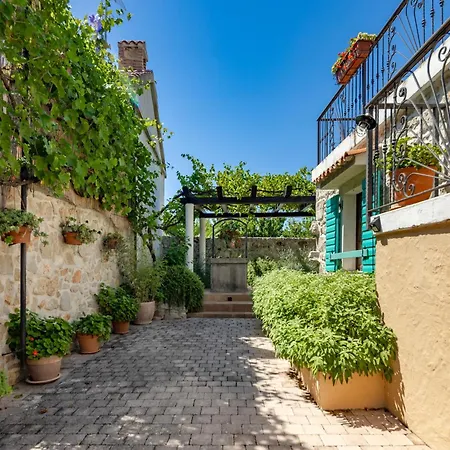 Villa Dalmatia | Luxury Stone With Pool & Tennis Biograd Na Moru