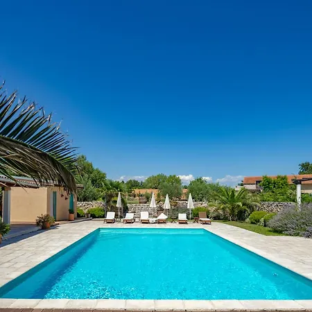 Villa Dalmatia | Luxury Stone Villa With Pool & Tennis Biograd na Moru