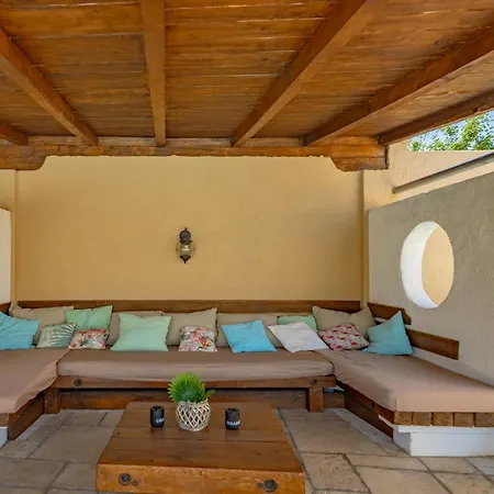 Villa Dalmatia | Luxury Stone Villa With Pool & Tennis *