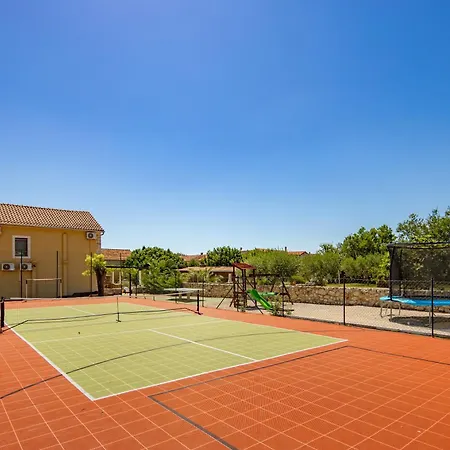 Villa Dalmatia | Luxury Stone Villa With Pool & Tennis Villa