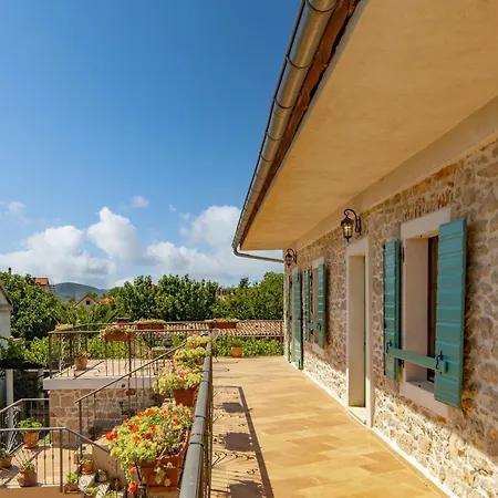 Dalmatia | Luxury Stone With Pool & Tennis *